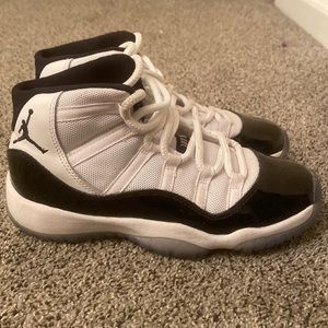 Women Jordan 45 shoes